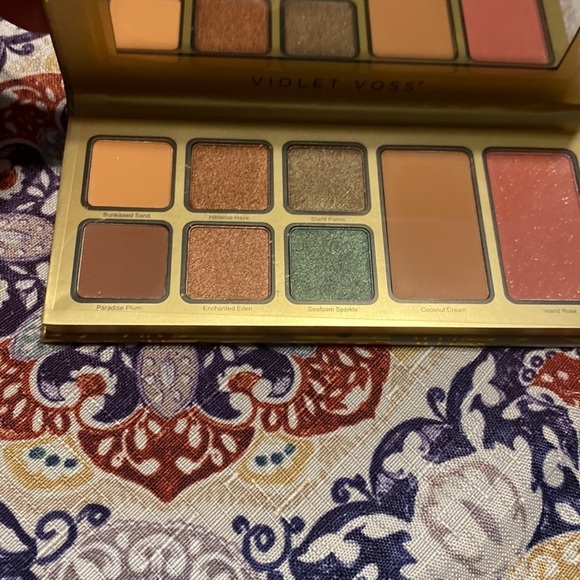 Violet boss pretty in paradise all in one face and eye shadow palette - Picture 1 of 2